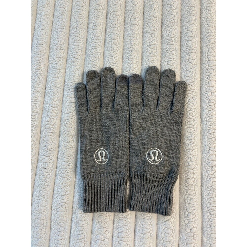 Lululemon Warm Revelation Tech Gloves Gray White Wool blend winter running
